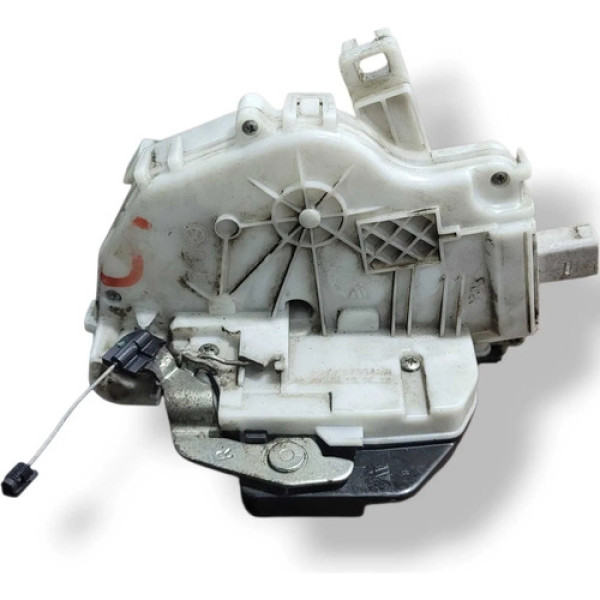 Fechadura Porta Dianteira Direita Volkswageb Voyage 2014