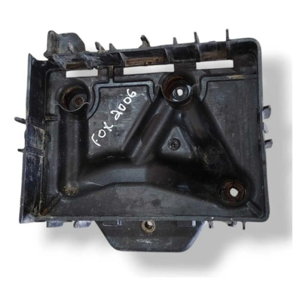 Suporte Caixa Bateria Volkswagen Fox 1.0 2004/09  5z0915331a
