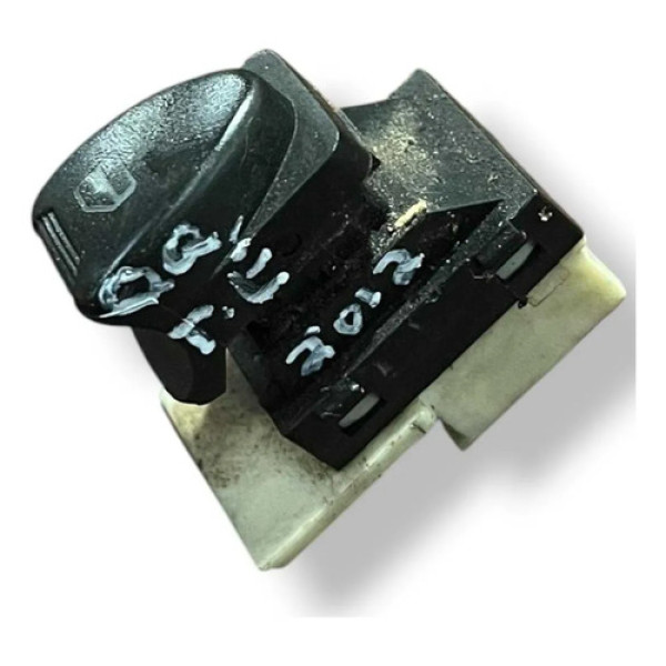 Botão Vidro Traseiro Esquerdo Chery Qq 2011/14 S113746040ab