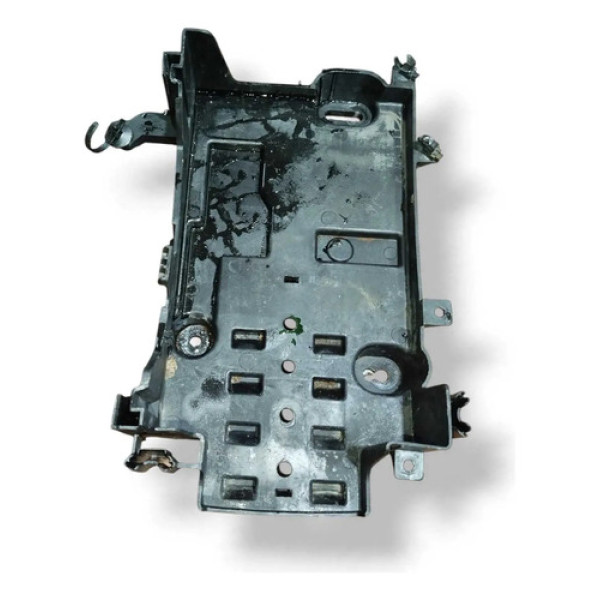 Suporte Caixa Bateria Chevrolet Sonic Sedán 2014 95933269 Preto