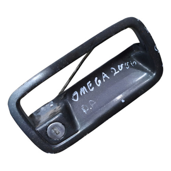 Moldura Maçaneta Externa Porta Diant Direita Omega Gls 2000 Preto Dianteira