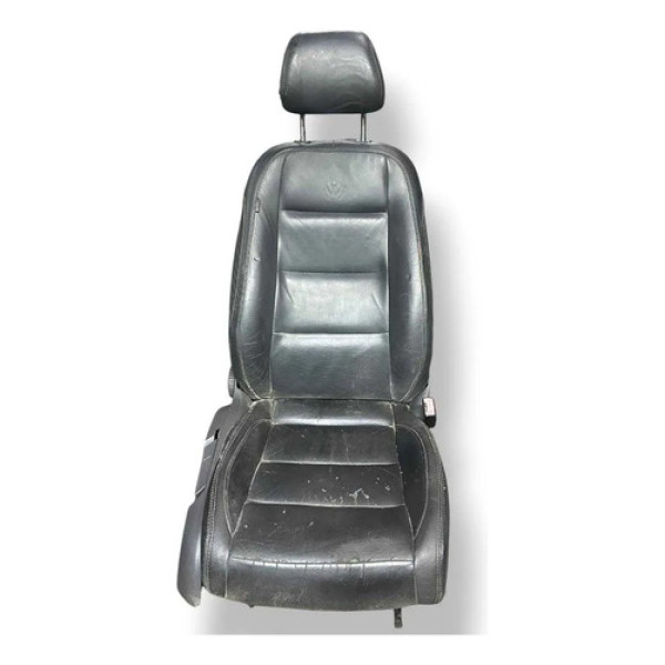 Banco Couro Dianteiro Direito Detalhe Volkswagen Jetta 2007 Preto