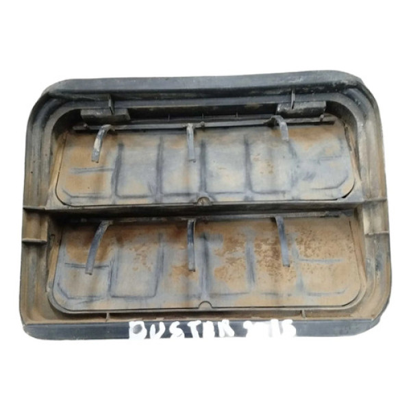 Difusor Ar Carroceria Traseira Duster 2015 7700838358