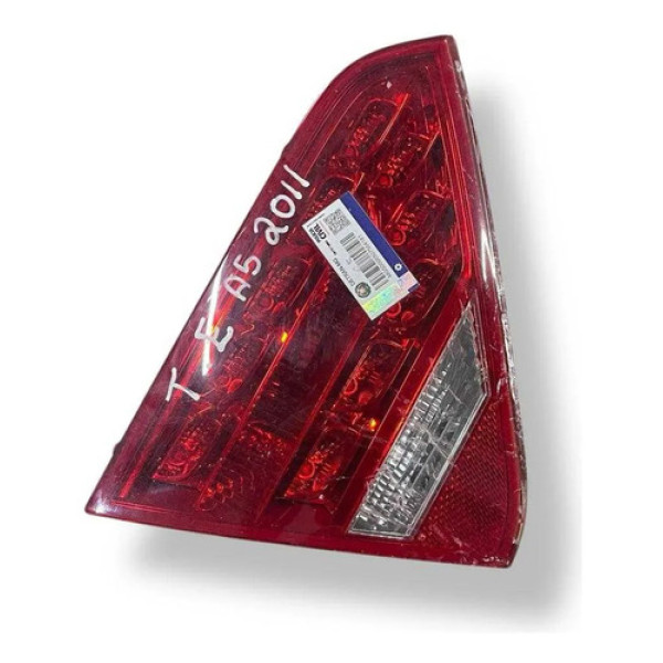 Lanterna Tampa Porta Mala Esquerda Audi A5 2011 8t0945093a Esquerdo/motorista Vermelho
