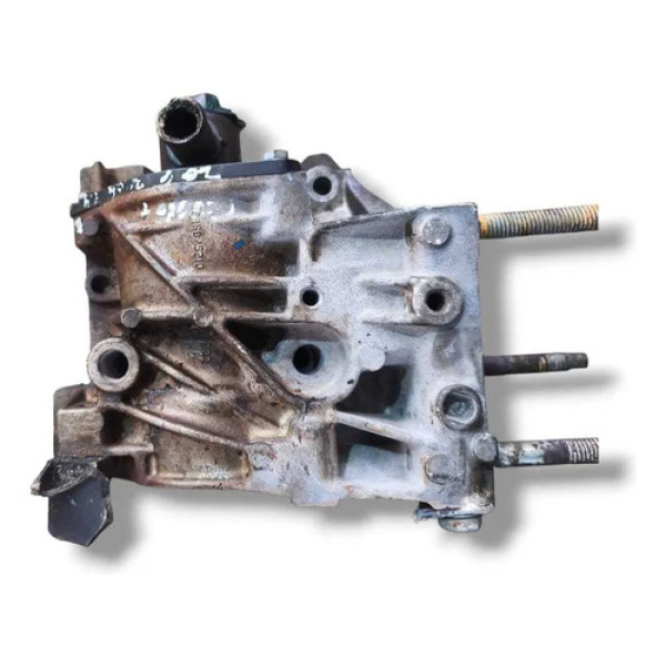 Suporte Bomba Água Motor Peugeot 206 1.4 8v 2004 2005 2006