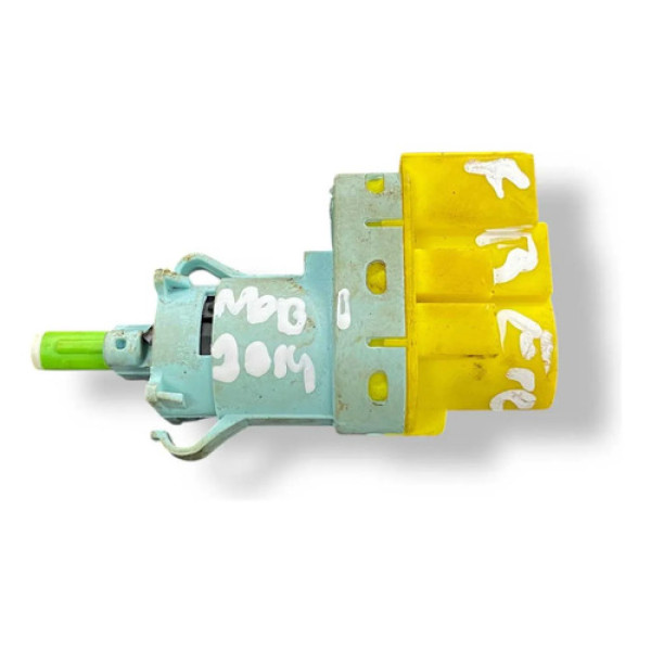 Interruptor Luz Pedal Freio Fiat Mobi 1.0 2024 - 52162684