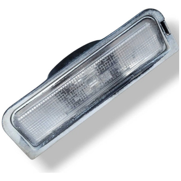 Lanterna Luz Placa Volkswagen Voyage 2013 2014 2015 04661000