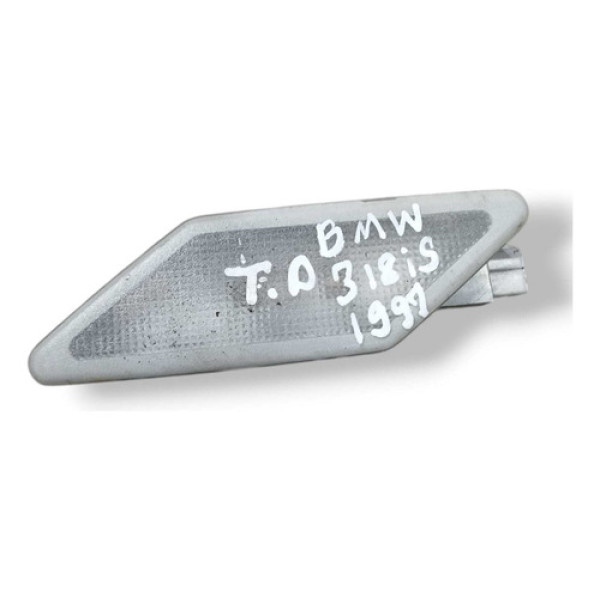 Luz Pisca Traseiro Direito Bmw 318i S 1995 1996 2003 8361637