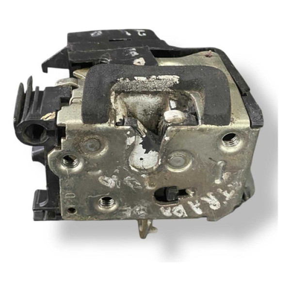 Fechadura Dianteira Direita Fiat Strada 2007/2008/2009/2010