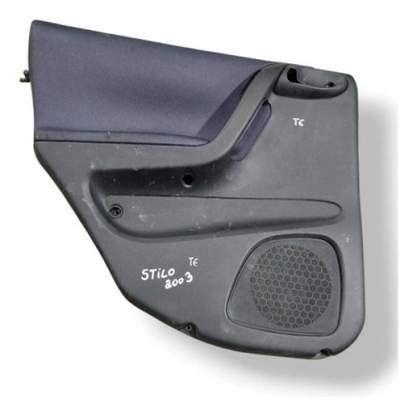 Forro Porta Traseira Esquerda Fiat Stilo 1.8 2003 2003 2004 Preto (tom Escuro, Com Inserto Em Tecido Possivelmente Azul Escuro)