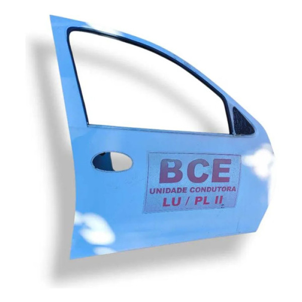 Porta Dianteira Direita Chevrolet Celta 2001 2002 A 2005 Dianteira Direita Branco