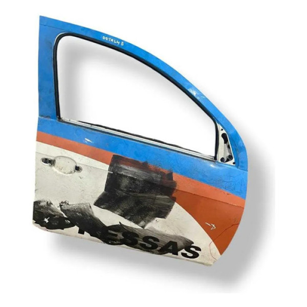 Porta Dianteira Direita Voyage 2014 2015 2016 Com Detalhe Dianteira Direita Branco