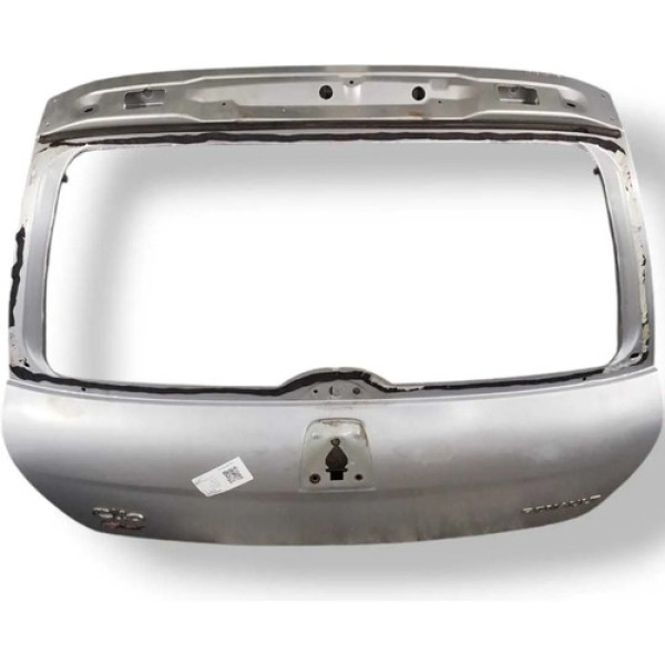 Tampa Traseira 1.6  Renault Clio  2003 2004 2005 2006 2007 Prateado