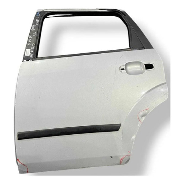 Porta Traseira Esquerda Ford Fiesta Sedan 2008 2009 Detalhe Traseira Esquerdo Prateado