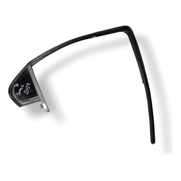 Canaleta Com Vidro Vigia Traseira Direito Gm Sonic Ltz 2014 Preto