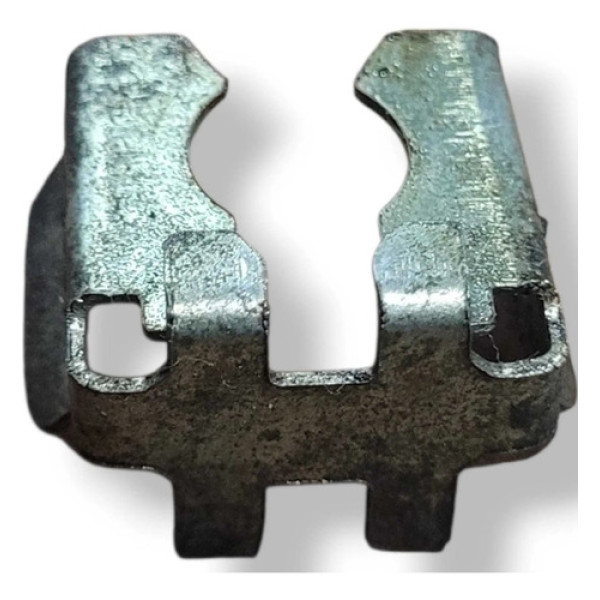 Trava Bico Injetor Fiat Stilo 1.8 2003 2004 2005 2006 2007 220v