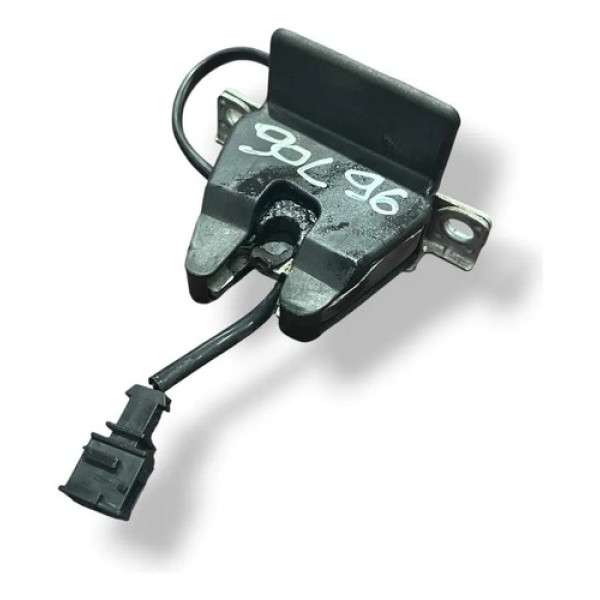 Fechadura Tampa Traseira Peugeot 106 1996 5u6827505c