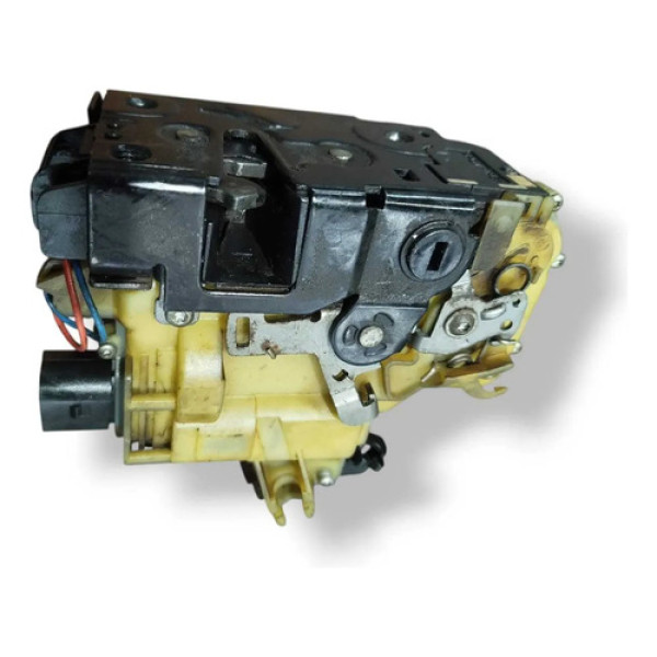 Fechadura Porta Traseira Esquerda Vw Golf 2009 3b4839015am