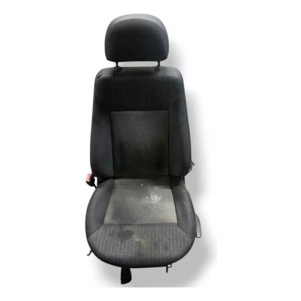 Banco Dianteira Esquerda Volkswagen Voyage 2014 15 Detalhe Preto