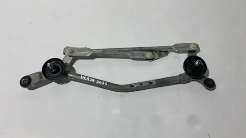 Galhada Limpador Pára-brisa Nissan Versa 1.6 S 2020
