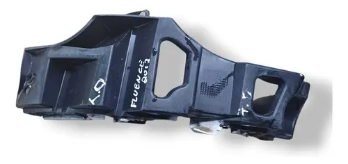 Guia Parachoque Traseiro Direito Renault Fluence 13 Detalhe