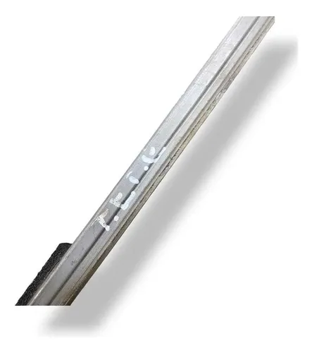 Guia Vidro Traseira Esquerda Honda Fit 2008 2009 2010 / 2013 Prateado