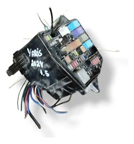 Caixa De Fusivel Motor Toyota Yaris Sedan 1.5 2023 A 2025
