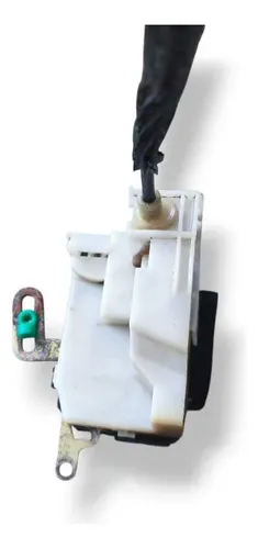 Fechadura Porta Dianteira Esquerda Gm Celta 2001 2002 A 2005