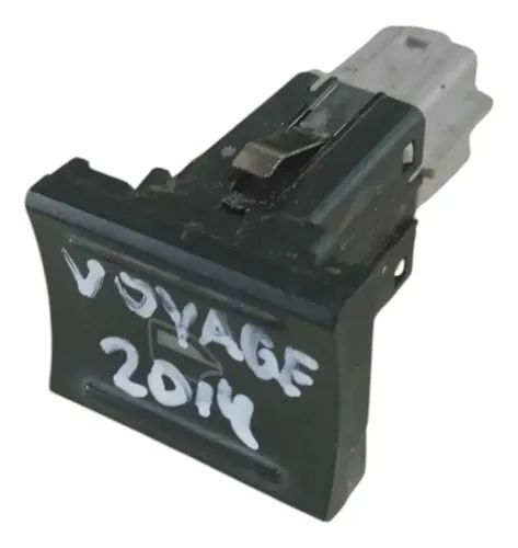 Botão Vidro Traseiro Direito Volkswagen Voyage 14 5u0959855c