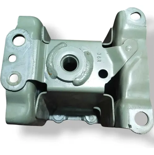 Suporte Alma Parachoque Traseiro Toyota Corolla Cross 2025