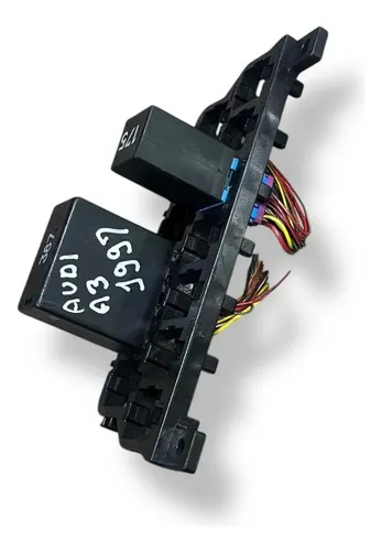 Caixa Fusíveis C/suporte Audi A3 1997 8d0937503 5kg00656804
