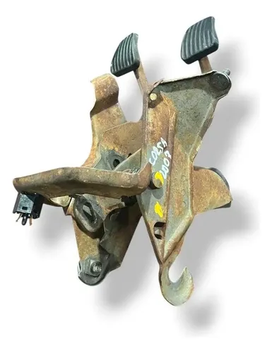 Pedal Embreagem/freio Chevrolet Corsa Classic 1.0 2008 2009