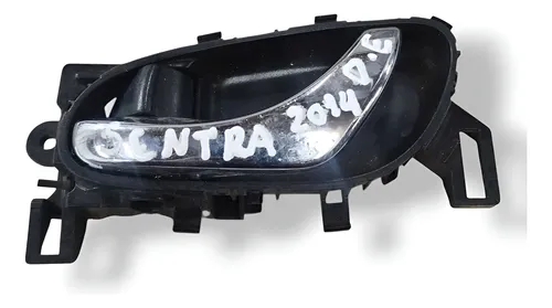 Maçaneta Interna Dianteira Esquerda Nissan Sentra 2014 2015 Prateado Dianteira
