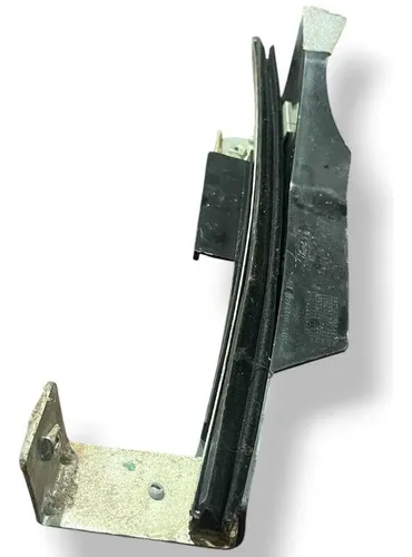 Guia Vidro Dianteiro Esquerdo Ecosport 2007/10 2n15n223a07ad Prateado