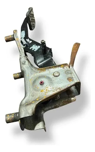 Pedal Embreagem Nissan Versa 1.6 2015 2016 2017 2018 2019