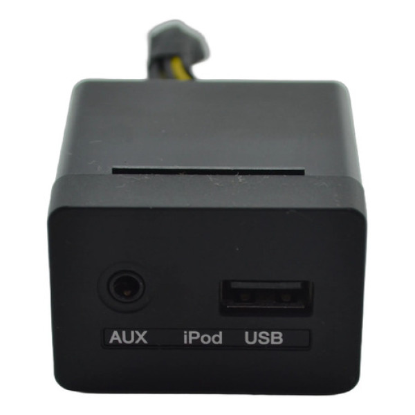 Entrada Conector Usb Auxiliar Carnival 2011 Original