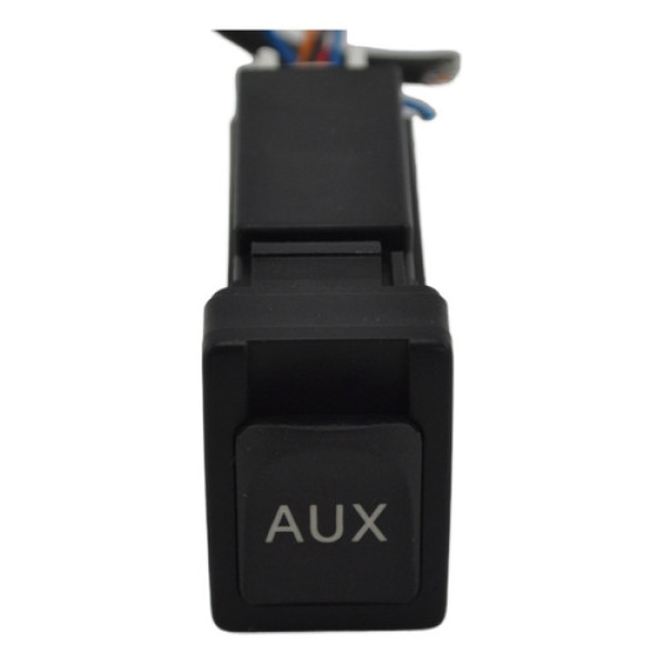 Entrada Conector Auxiliar Console Corolla Gli 2014 Original
