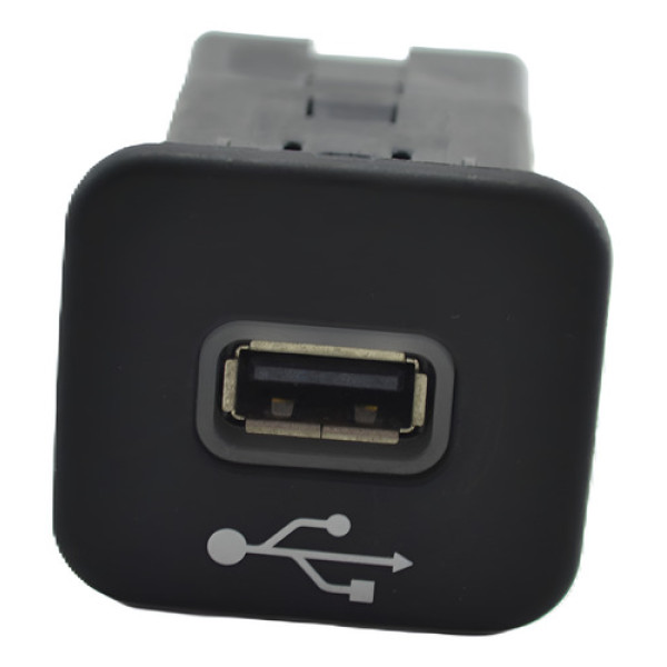 Entrada Conector Usb Jeep Compass 2017 A 2021 Original