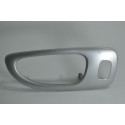 Moldura Maçaneta Traseira Lado Esquerdo Peugeot 307 2008 Traseira
