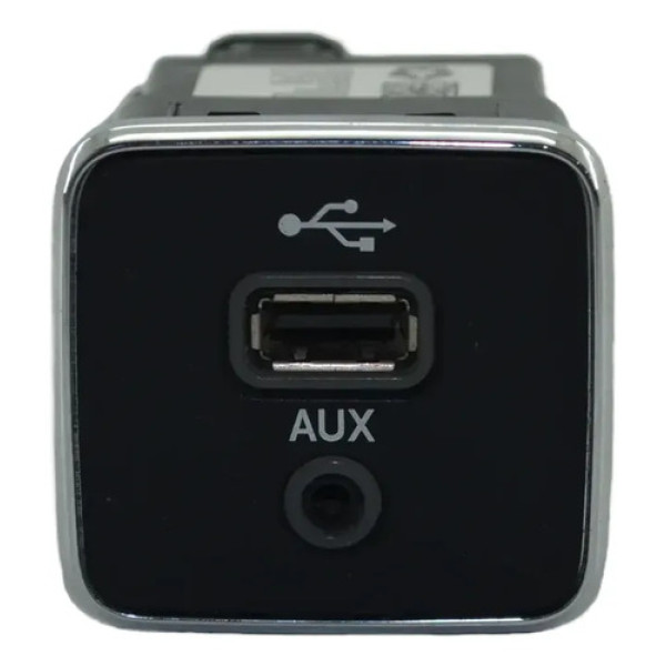 Entrada Conector Usb Auxiliar Console Toro 2016-2021 Origina