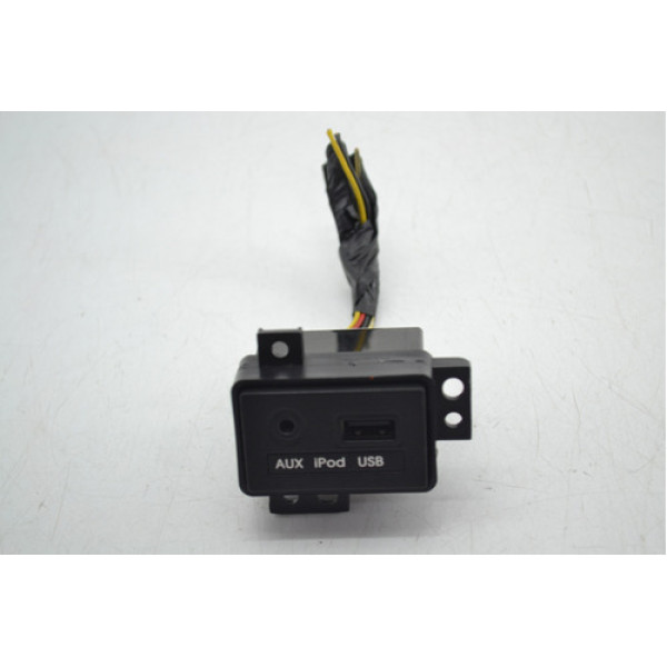 Entrada Usb Auxiliar Console Hb20 2015 Original