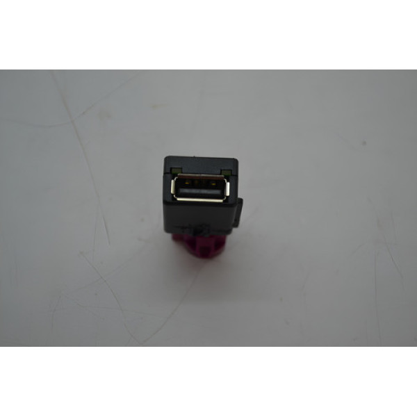 Entrada Conector Usb Console Vw Virtus 2022 Nivus Original