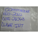 Par Trava Lateral Porta Luvas Painel Commander 2022 Original