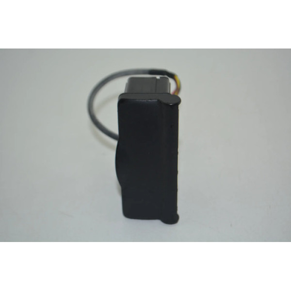Entrada Conector Usb Auxiliar Console Fluence 2011-2018 Orig Preto Preto