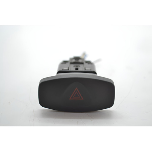 Botão Pisca Alerta Painel Renault Duster 2013 2014  Original Preto
