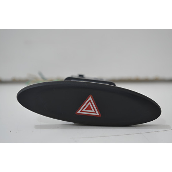 Botão Pisca Alerta Painel Toyota Etios 2015 Original Preto
