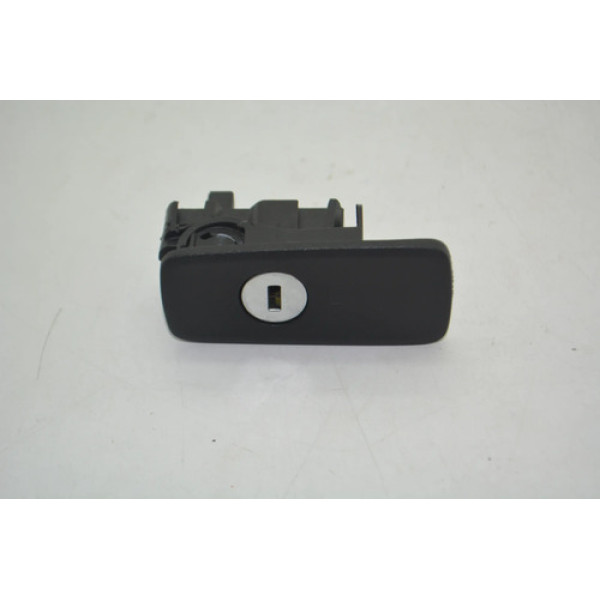 Fechadura Tampa Porta Luvas Audi A1 2011 A 2018 Original