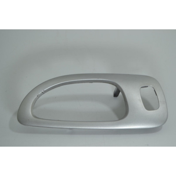 Moldura Maçaneta Traseira Lado Direito Peugeot 307 2006 2007 Traseira