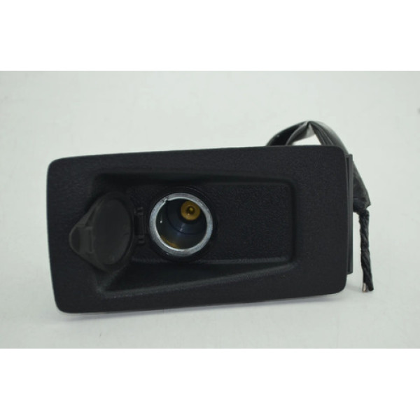 Moldura Tomada 12v Energia Console Corolla 2016 A 2019 Origi Preto