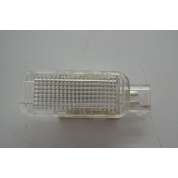 Luz Luminária Cortesia Porta Luvas Audi A4 2015 Original